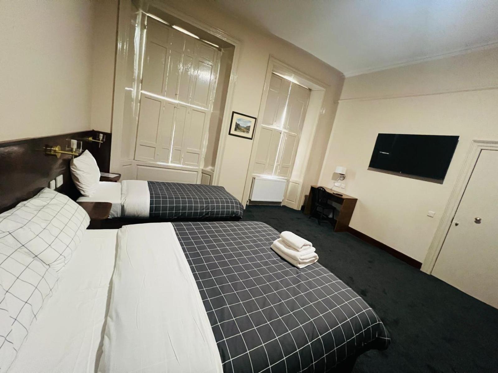 Отель Burntisland House Экстерьер фото