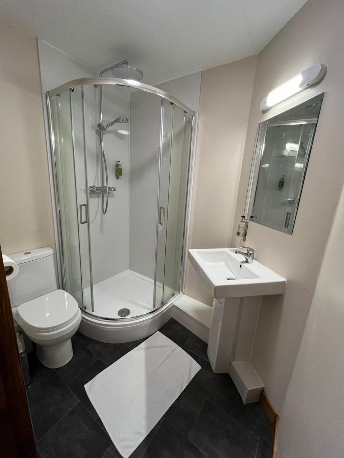 Отель Burntisland House Экстерьер фото