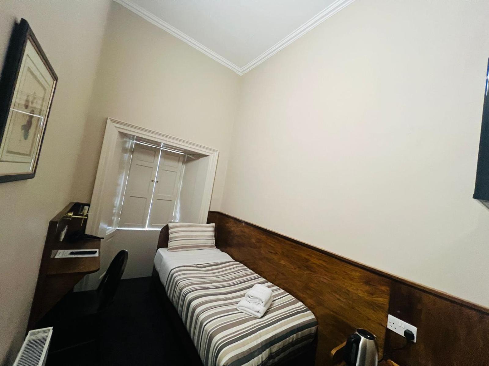 Отель Burntisland House Экстерьер фото