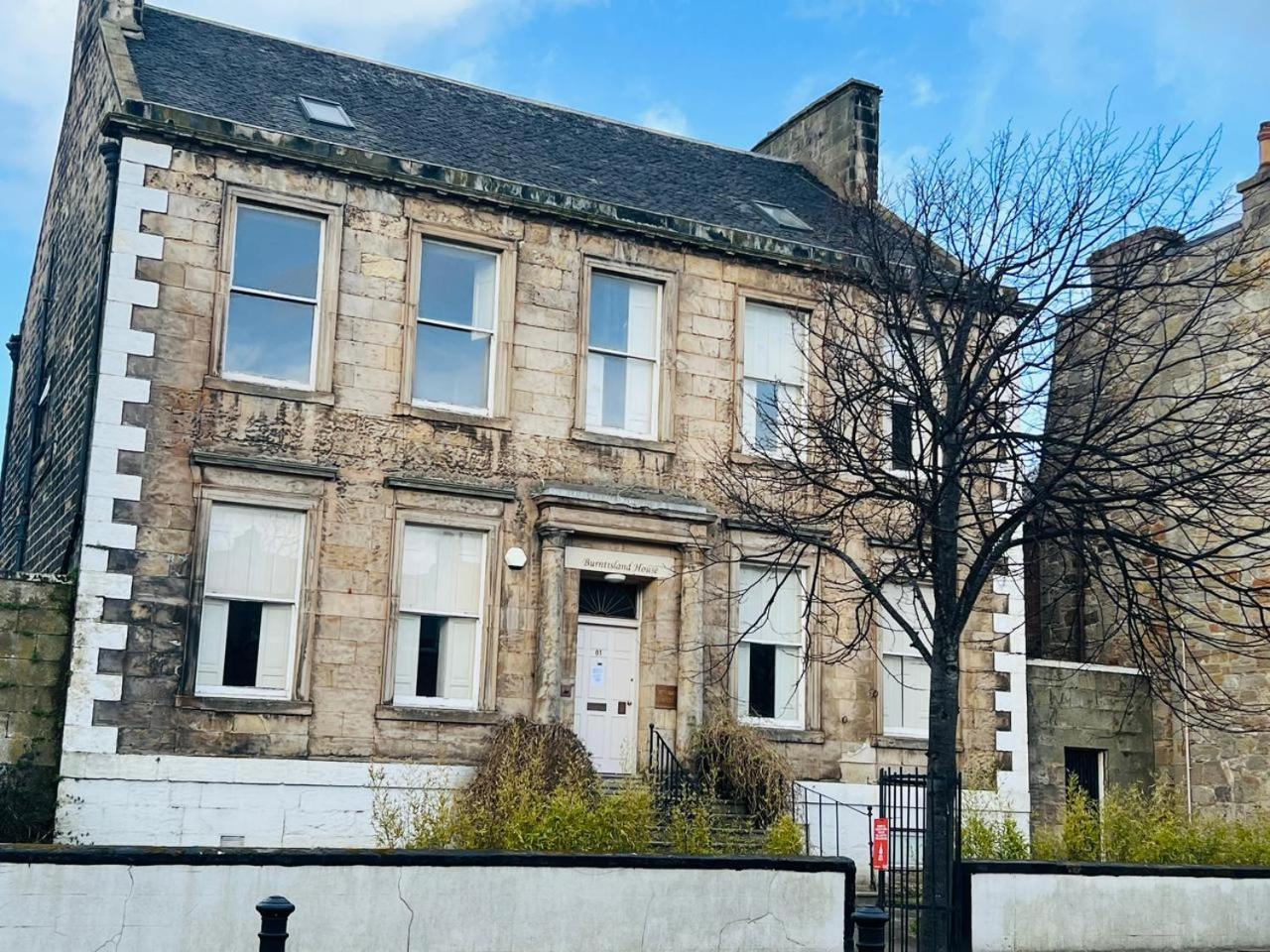 Отель Burntisland House Экстерьер фото