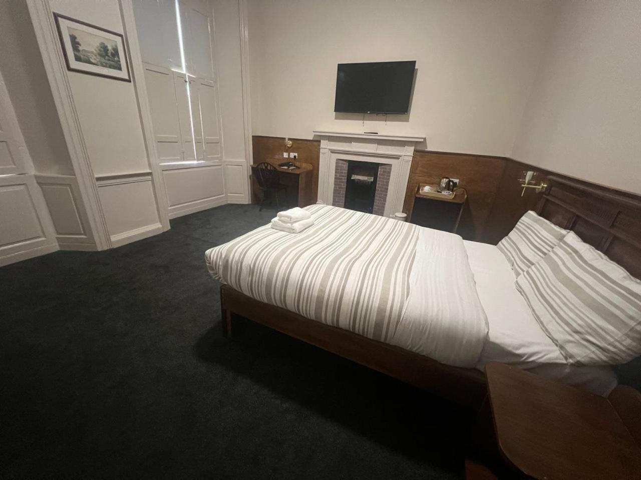 Отель Burntisland House Экстерьер фото